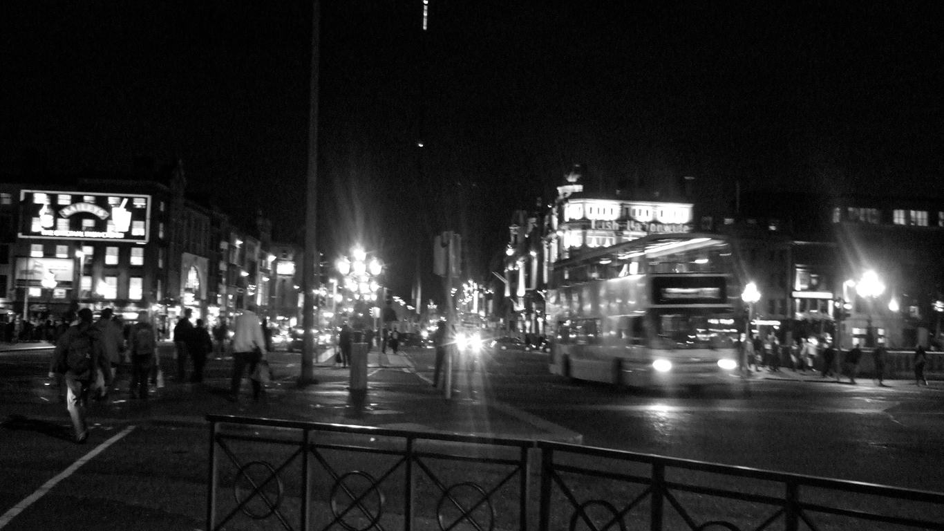 Dublin-City-Lights-202215